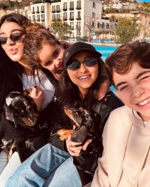 Ludovica Nasti Instagram - La vita ultimamente.

CHE GRANDE RICCHEZZA..♥️✨🫶🏻