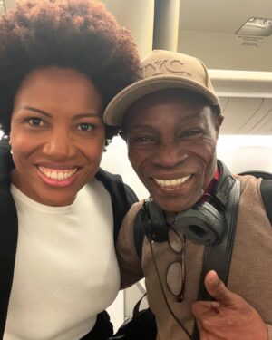 Lura Instagram - Mais uma visita a Angola. Esta terra que tem um lugar tão especial no meu coração. As pessoas, a gastronomia, a música, os músicos, os artistas. Foi a convite da minha querida @eneida_marta que também convidou a lindíssima @perola_pearl para juntas celebrar-mos os seus 25 anos de carreira a cantar Guiné Bissau ❤️💚 
💛

@club_s
@ruisilvarbs 
@eduardopaim_oficial 
@poloncv
