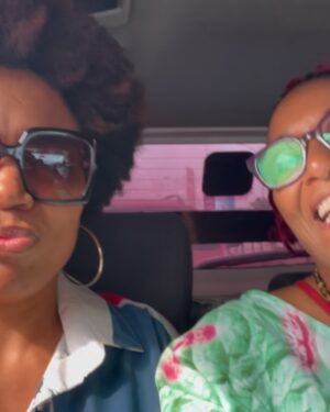 Lura Instagram - Mais uma visita a Angola. Esta terra que tem um lugar tão especial no meu coração. As pessoas, a gastronomia, a música, os músicos, os artistas. Foi a convite da minha querida @eneida_marta que também convidou a lindíssima @perola_pearl para juntas celebrar-mos os seus 25 anos de carreira a cantar Guiné Bissau ❤️💚 
💛

@club_s
@ruisilvarbs 
@eduardopaim_oficial 
@poloncv