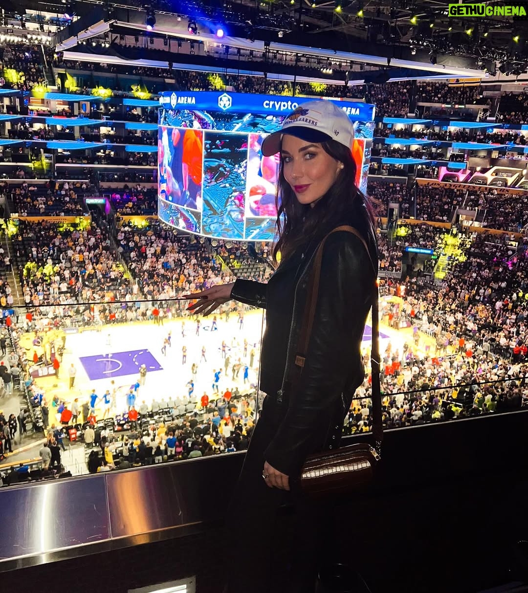 Lyndon Smith - 6.3K Likes - No rhyme or reason. Just good vibes. 🖤