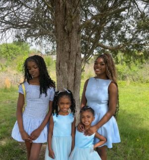 Lyric Hurd Instagram - My girls 🩵🐣🐰