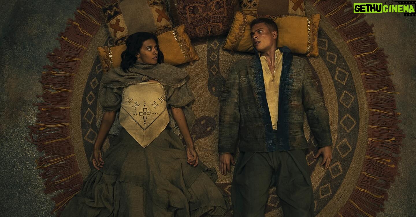 Madeleine Madden - 10.3K Likes - He Who Comes With the Dawn
It has been an extraordinary privilege to experience the Aiel culture through Egwene’s eyes this season.
Exploring what it truly means to embrace one’s destiny, whether we wish it or not.
Understanding the importance of holding the past close and drawing wisdom from it.
And of course, fleshing out the profound magic and spirituality woven into the fabric of the world. And to do this alongside such a brilliant group of people has been such a gift.
@thewheeloftime @primevideo
#thewheeloftime