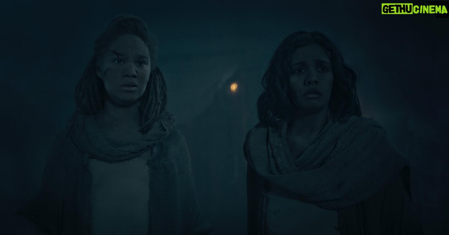 Madeleine Madden - 6.7K Likes - ‘Shadow in the Night’
Thank you to brilliant dream team @rammyparktv & @_queenbpictures who handled every scene with such sensitivity and care.
Truly an honour to work with such powerhouses 🙏🏾
@primevideo @thewheeloftime
#thewheeloftime