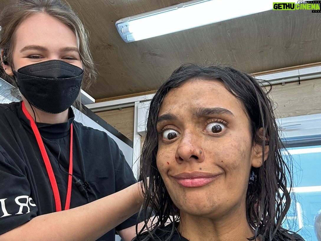 Madeleine Madden - 15.9K Likes - And of course, the people who truly made the magic, our crew.
It is the people you get to work with that is the absolute joy of this job.
Whether it was 50 degree days in the desert or a frosty night shoot, our crew have always been in the trenches with us and gave their all.
Regardless of what we were up against, their quality of work and care for us never faltered.
@thewheeloftime @primevideo
#thewheeloftime