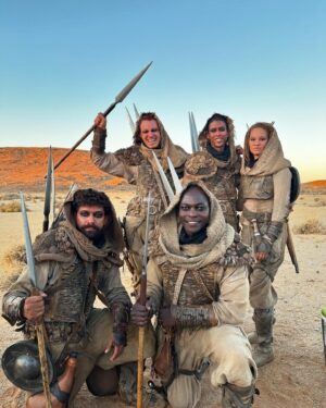 Madeleine Madden Instagram - Taking Water and Shade with some pretty special people in the Aiel Waste. 

I’m truly blown away with how our new cast members @bjoern_landberg @nukakacosterwaldau @natasha_culzac @sjostrand.set @salomesomething have brought so much colour to this show and how they brought the Aiel, kicking and screaming into the @thewheeloftime 👊🏾

@thewheeloftime @primevideo 
#thewheeloftime