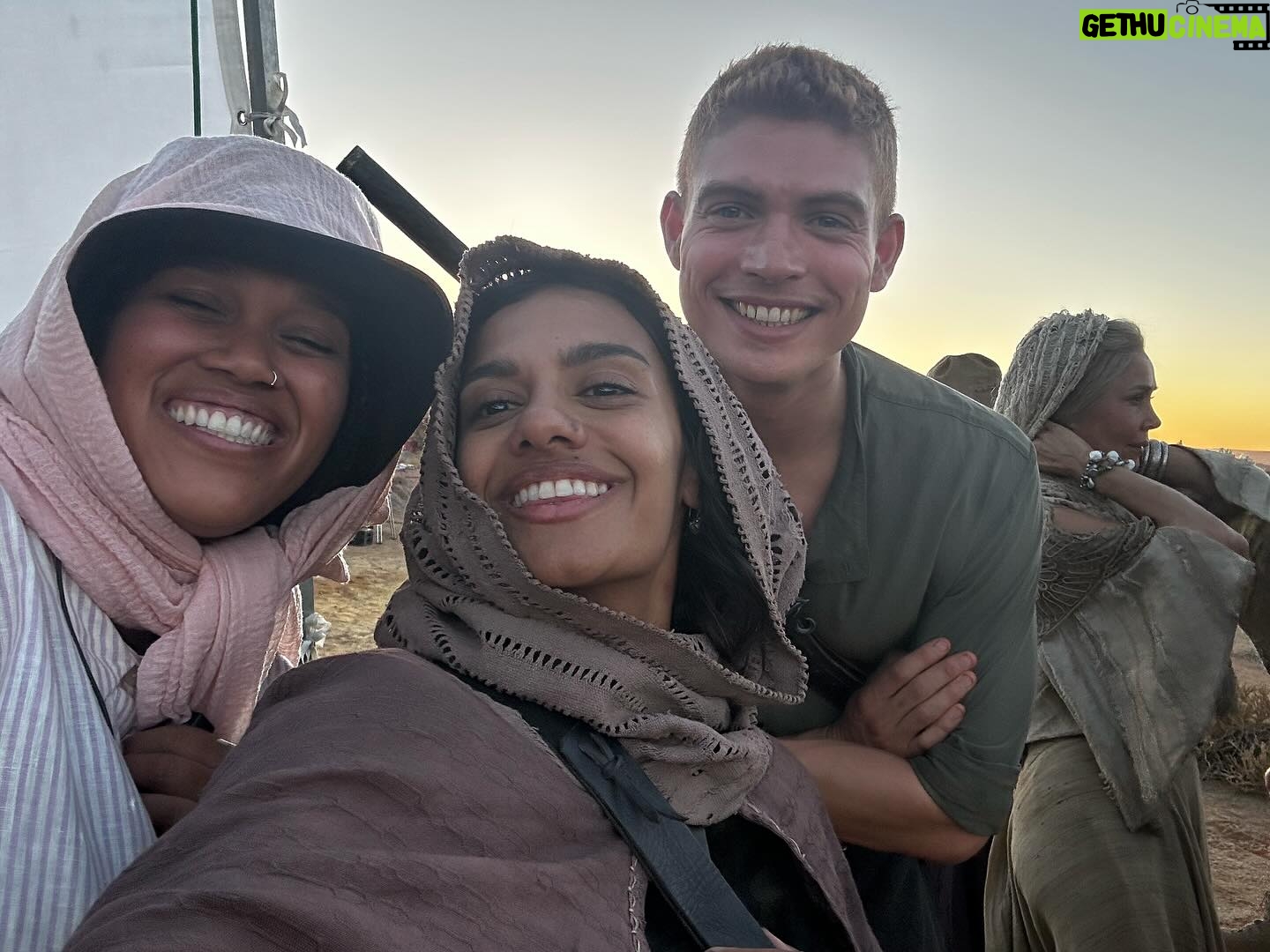 Madeleine Madden - 15.9K Likes - And of course, the people who truly made the magic, our crew.
It is the people you get to work with that is the absolute joy of this job.
Whether it was 50 degree days in the desert or a frosty night shoot, our crew have always been in the trenches with us and gave their all.
Regardless of what we were up against, their quality of work and care for us never faltered.
@thewheeloftime @primevideo
#thewheeloftime