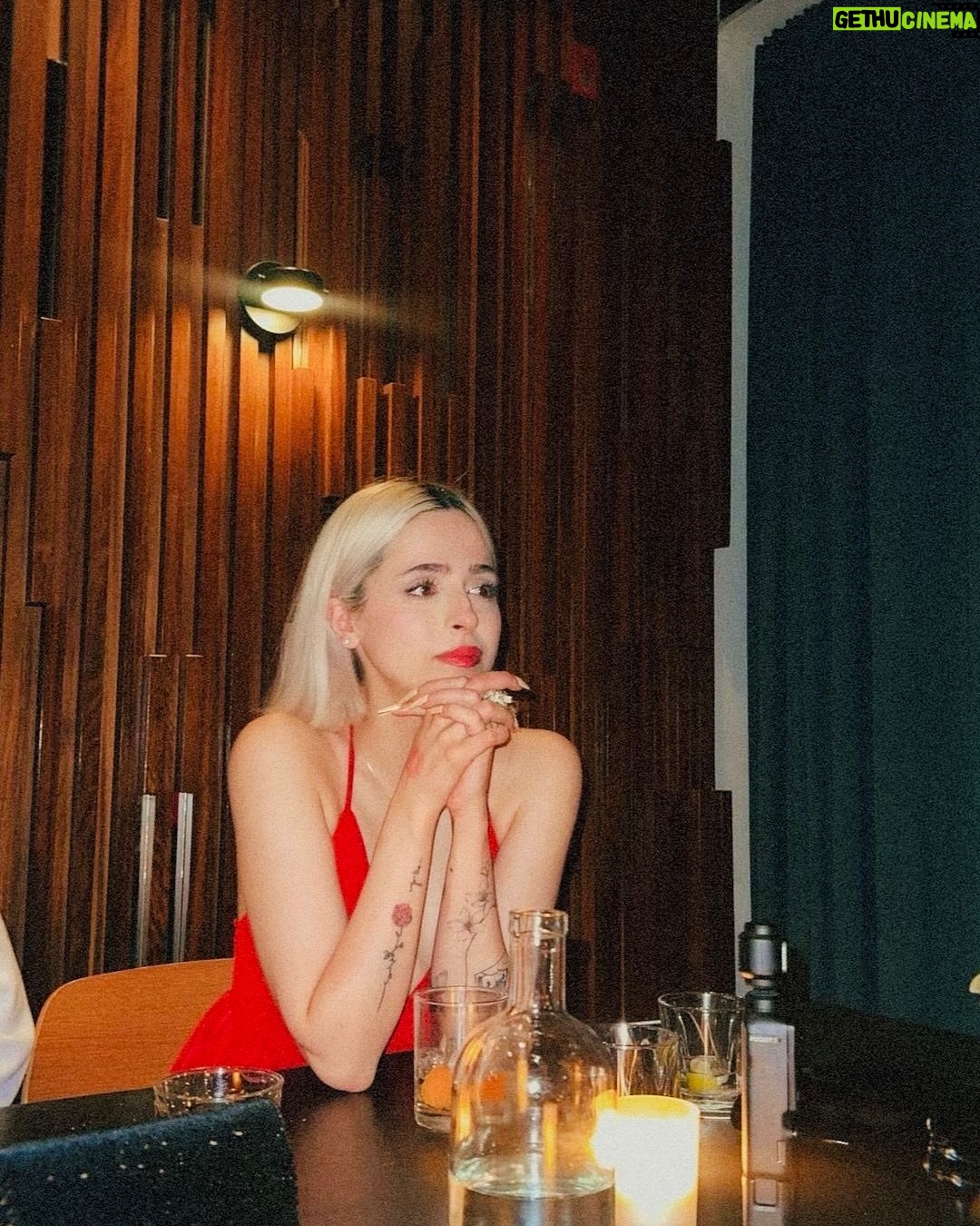 Madgal - 116.8K Likes - This is what 30 looks like 🎂 🎉
سی سالم شد.