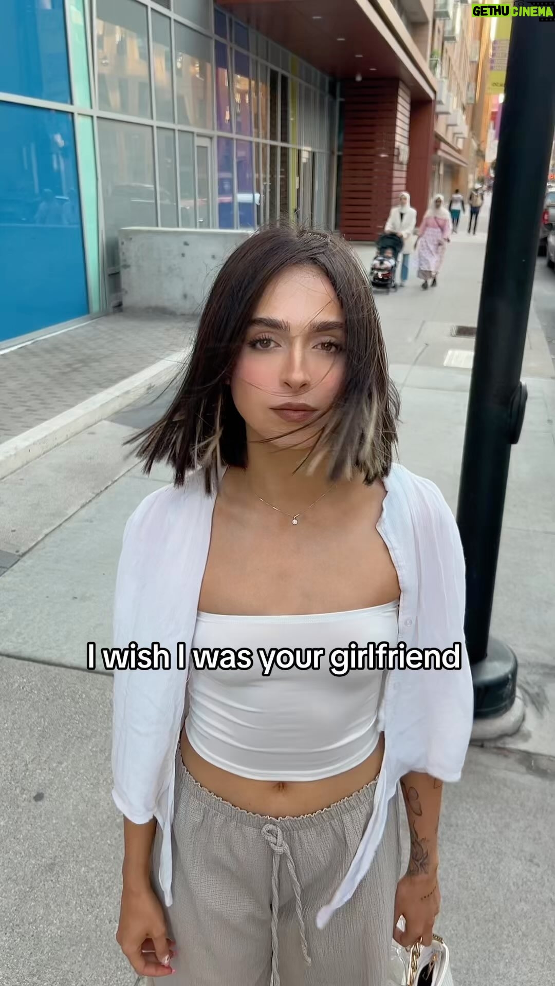 Madgal - 73.1K Likes - Get you a man that treats you with pure love and respect ladies 🫶🏻
