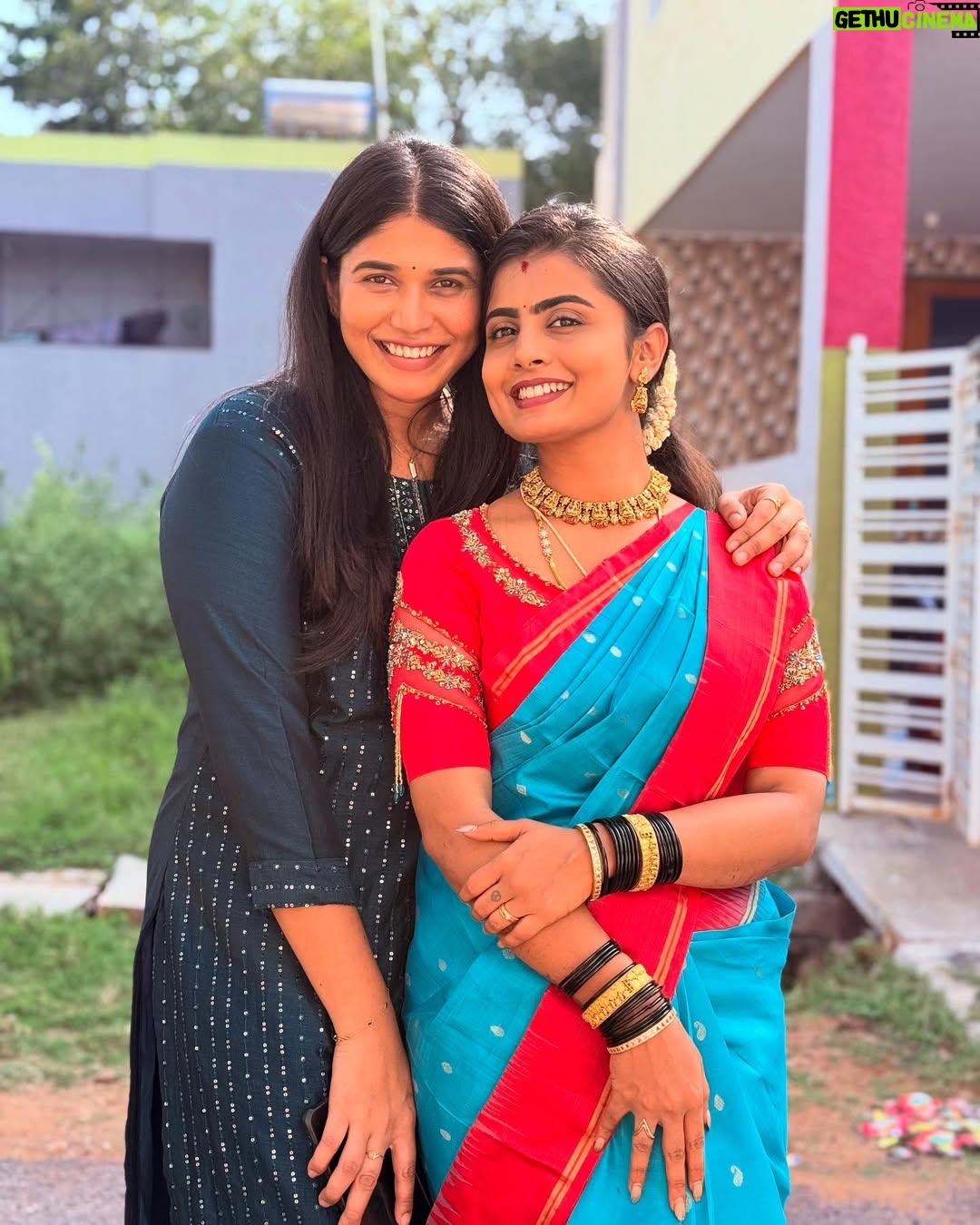 Madhu Gowda - 136K Likes - ನನ್ನ ಅಕ್ಕನ ಹುಟ್ಟುಹಬ್ಬ😘
Happy Birthday pooji !❤️
Warmest wishes and love on your birthday and always ✨😍