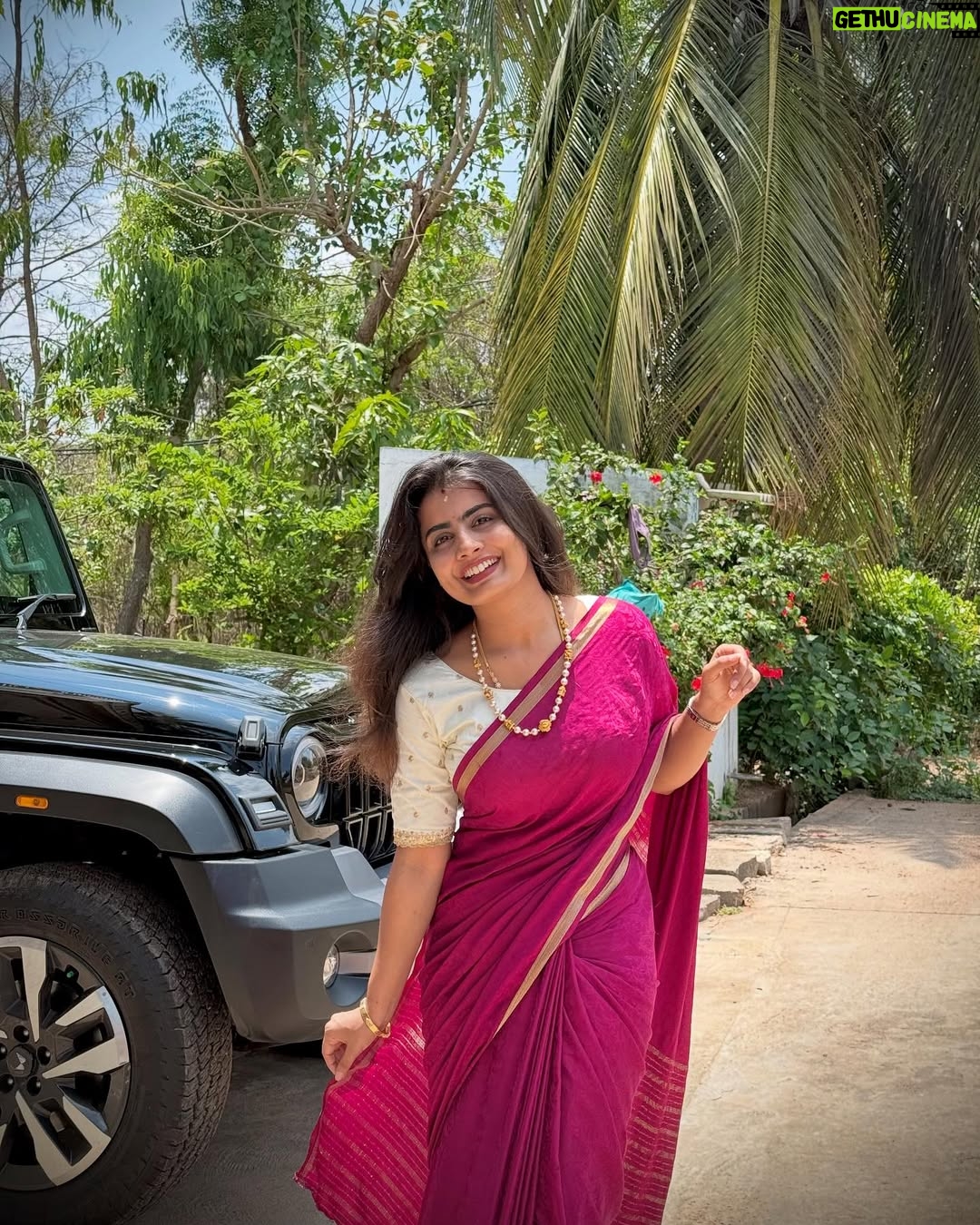Madhu Gowda - 122.7K Likes - Flaunting my Indian ness.🥰 🪬🧿 #madhugowda