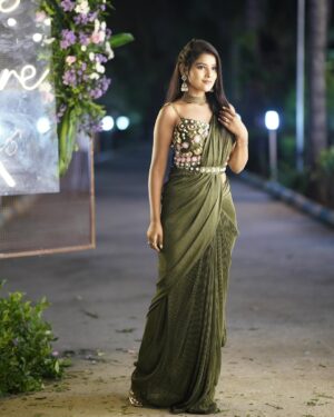 Madhushree Byrappa Instagram - Once you decide that you want better for yourself the entire universe begins to shift in your favour

Outfit : @sm_fashion_studio_ 
Pc : @naveenvcphotography