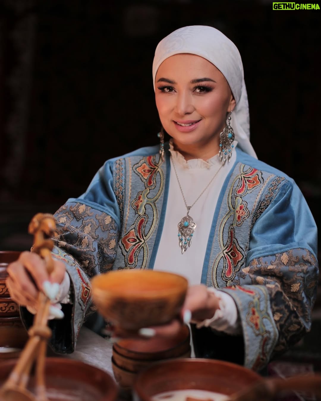 Madina Saduakasova - 39.8K Likes - Әз Наурызым , қош келдің !!! Еліме, жеріме , халқыма, отбасыма береке сыйла ! ☀️🌾🍀🥞🧇🍚 Ақ мол болсын !!! Әр үйге құт , жақсылық, қуаныш , бақыт мереке тілеймін !!! 🥰🥰 Сіздерден мерекелік тілектер болса , бізден 5К лардан шашу болсын 3 рет !!!🎊🥰
Ұлттық киімдер : @qyrmyzy.collection