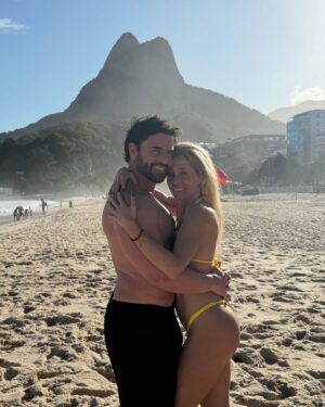 Mafalda Teixeira Instagram - Love in Rio 💖🇧🇷 

#riodejaneiro #brasil #leblon #love #amor #familia #praia #kapinha