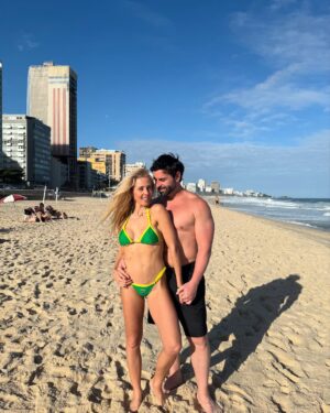 Mafalda Teixeira Instagram - Love in Rio 💖🇧🇷 

#riodejaneiro #brasil #leblon #love #amor #familia #praia #kapinha