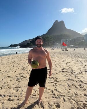 Mafalda Teixeira Instagram - Love in Rio 💖🇧🇷 

#riodejaneiro #brasil #leblon #love #amor #familia #praia #kapinha
