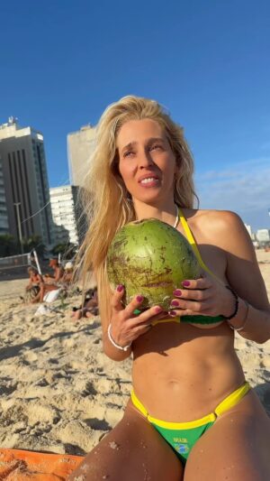 Mafalda Teixeira Instagram - Agora é assim que me trata 🤣👍🏿
#brasil #mae