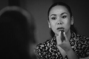 Magdyel Ugaz Instagram - Se acabó la temporada , tantas risas, encuentros, emociones y aprendizajes.
El teatro me sana, me saca de la cabeza y me lleva directo al corazón.

Gracias a quienes vinieron, a quienes aplaudieron, a quienes se dejaron tocar por esta historia.
Y gracias al teatro… por seguir siendo ese lugar al que siempre quiero volver
Gracias a mis beibis @anialva @gianellaneyra_ las amoooo 
A mi @renato.nonajulca ♥️ a mi @raulzuazor que hermoso reencuentro amigo mío y a mis compañeros maravillosos 
@_cristianrivero @armando_machuca  que hermoso ha sido compartir y jugar juntos en el escenario .

Fotos de la capa : @camarabrownie