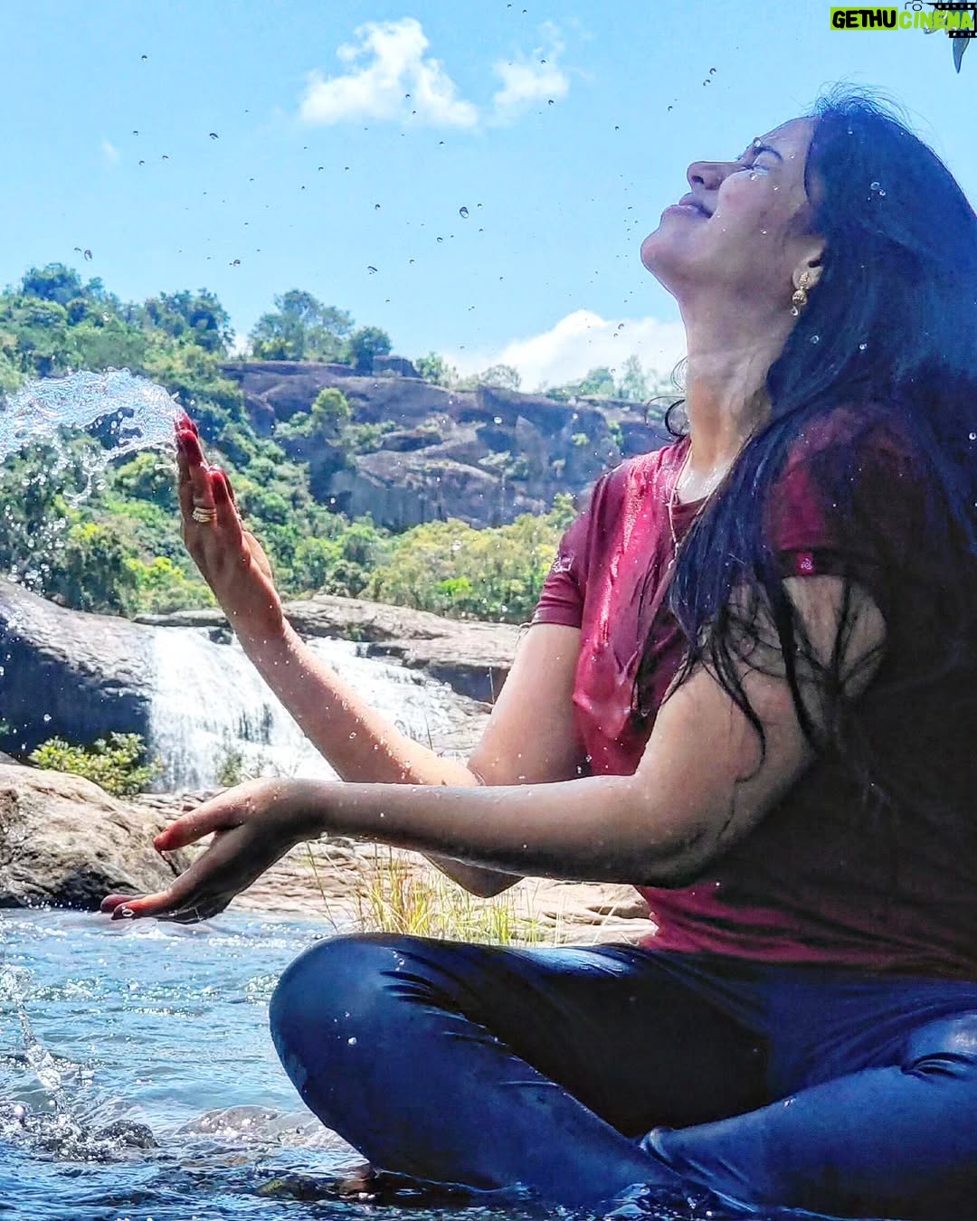 Mahana Sanjeevi - 1.5K Likes - Nature is the art of God
.
.
.
.
.
.
#naturelove #nature #naturephotography #naturelovers #naturelover #photography #naturephoto #landscape #natureshots #photooftheday #love #flowers #travel #perfection #naturegram #natur #naturephotographer #photo #sunset #travelphotography #picoftheday #instagood #natureaddict #sky #beautiful #landscapephotography #naturebeauty #mountains #natureonly #instagram