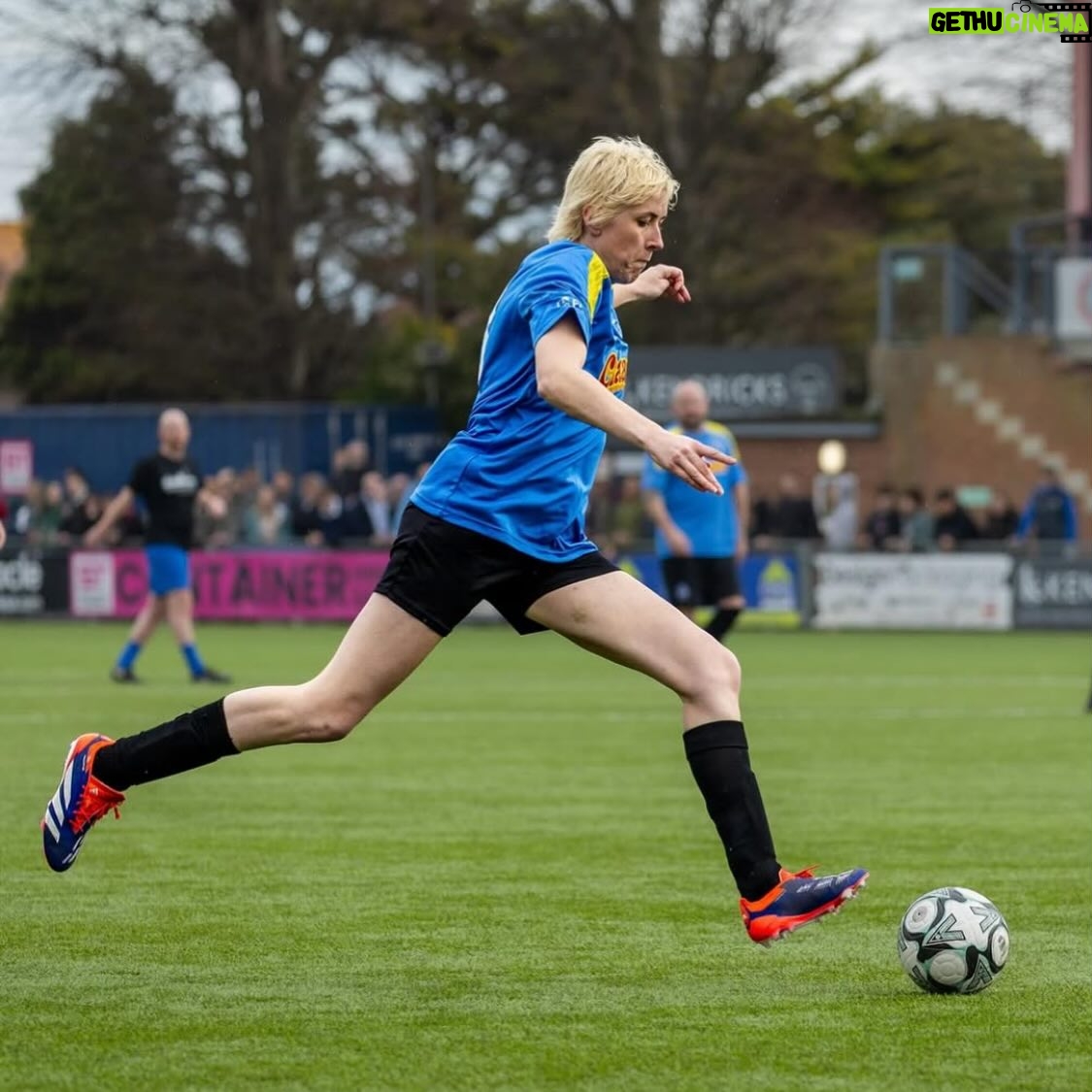 Maisie Adam - 2.9K Likes - wubu2?