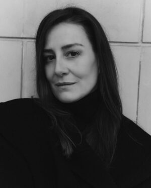 Maja Ostaszewska Instagram - @ostaszewskamaja_official , welcome to the TK family!

We first met in Paris in 2008 at Théâtre du Rond-Point during her unforgettable performances in « Angels in America », directed by Krzysztof Warlikowski. I saw her six times!

Maju, your artistry, humanity and authenticity have always stood out. It’s a true honour to represent this immense actrice à voix unique that I’ve admired for so long!

Portraits by one-of-a-kind @aleksandramphoto 

#TKmgmt