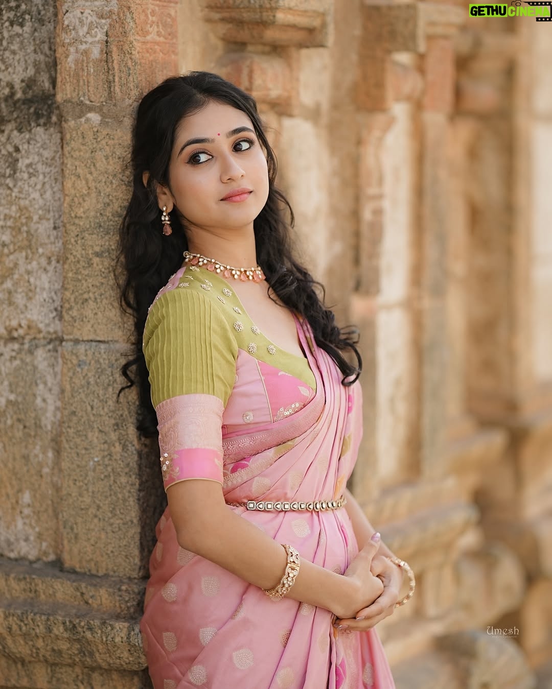 Malaika Vasupal - 133.8K Likes - ಮನದಾ ą²®ą²°ą³ą²Æ ą²ą²æą²ą²ą²æą²Æą²æą²ą²¦
ą²Øą³ą²øą³ą²³ą²æ ą²¬ą²ą²¦ ą²¬ą²æą²øą²æą²²ą³ ą²Øą³ą²Øą³š
#malaika #kannadaactress #kannadasongs #kannadamusically #trend