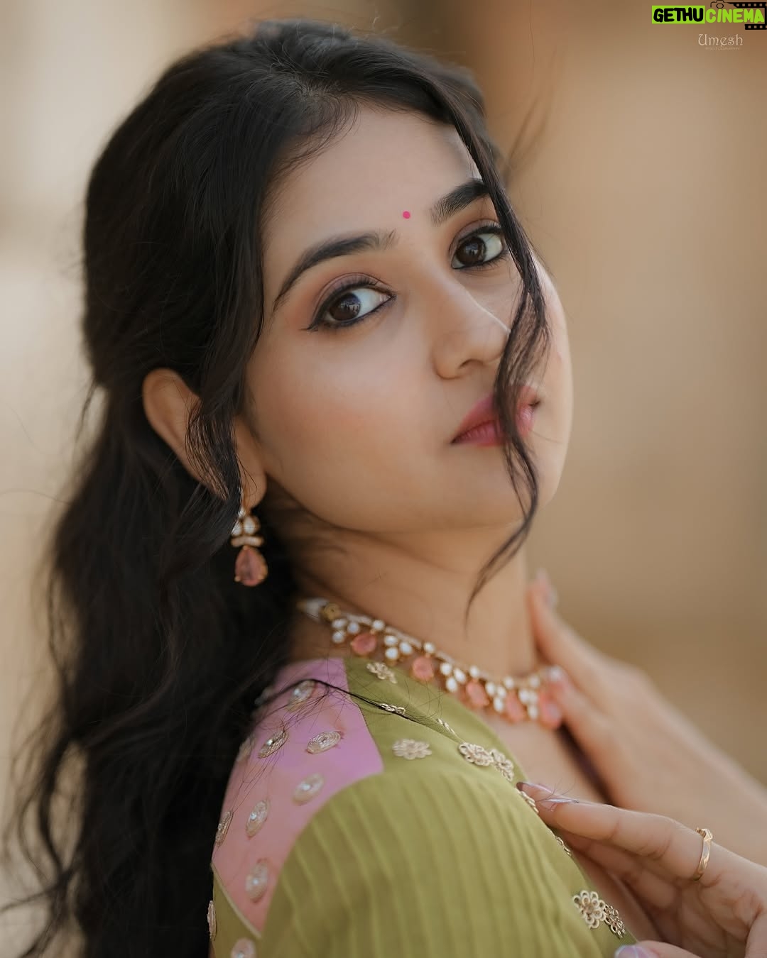 Malaika Vasupal - 133.8K Likes - ಮನದಾ ą²®ą²°ą³ą²Æ ą²ą²æą²ą²ą²æą²Æą²æą²ą²¦
ą²Øą³ą²øą³ą²³ą²æ ą²¬ą²ą²¦ ą²¬ą²æą²øą²æą²²ą³ ą²Øą³ą²Øą³š
#malaika #kannadaactress #kannadasongs #kannadamusically #trend