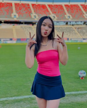 Malea Emma Tjandrawidjaja Instagram - thank u @sandiegowavefc for having me sing the national anthem tonight ❤️

#maleaemma