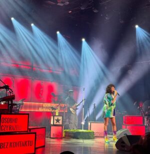 Malgorzata Socha Instagram - Ten wieczór był czymś więcej niż koncertem — był celebracją Twojej siły, talentu i drogi, którą idziesz z taką klasą. Patrzeć na Ciebie na scenie, pewną siebie i totalnie w swoim żywiole, to czysta przyjemność. Dziękuję, że mogłam być częścią tej wyjątkowej chwili. Jesteś wielka — i to już nie marzenia, to rzeczywistość.❤️❤️❤️