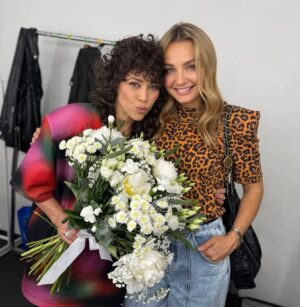 Malgorzata Socha Instagram - Ten wieczór był czymś więcej niż koncertem — był celebracją Twojej siły, talentu i drogi, którą idziesz z taką klasą. Patrzeć na Ciebie na scenie, pewną siebie i totalnie w swoim żywiole, to czysta przyjemność. Dziękuję, że mogłam być częścią tej wyjątkowej chwili. Jesteś wielka — i to już nie marzenia, to rzeczywistość.❤️❤️❤️