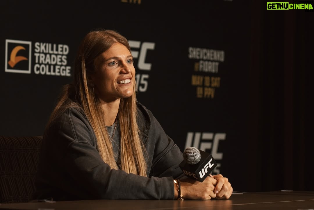 Manon Fiorot - 5.3K Likes - Media day 🎙️🎥✍️☑️