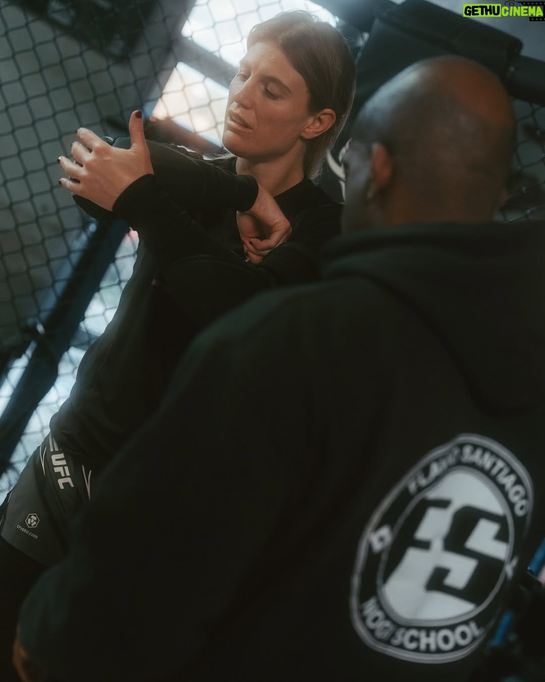 Manon Fiorot - 6.6K Likes - Sparring, sweat and blood.💥🥊💦🩸
Big thanks to all the people who came to help me during this camp.🙏🙏👊
On the grind for that belt.⬆️
.
@niliblock
@maki_beki
@bleda_tereza
@josefinethunder
@luciaszabova_
@theomurris_mma
@flavio_santiago_peroba
@aldriccassata
@jeanrobertmonier