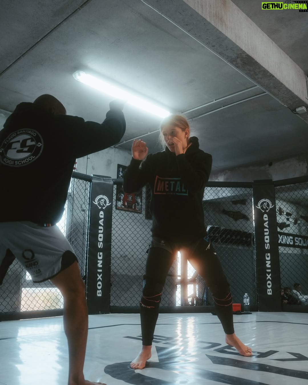 Manon Fiorot - 6.6K Likes - Sparring, sweat and blood.💥🥊💦🩸
Big thanks to all the people who came to help me during this camp.🙏🙏👊
On the grind for that belt.⬆️
.
@niliblock
@maki_beki
@bleda_tereza
@josefinethunder
@luciaszabova_
@theomurris_mma
@flavio_santiago_peroba
@aldriccassata
@jeanrobertmonier