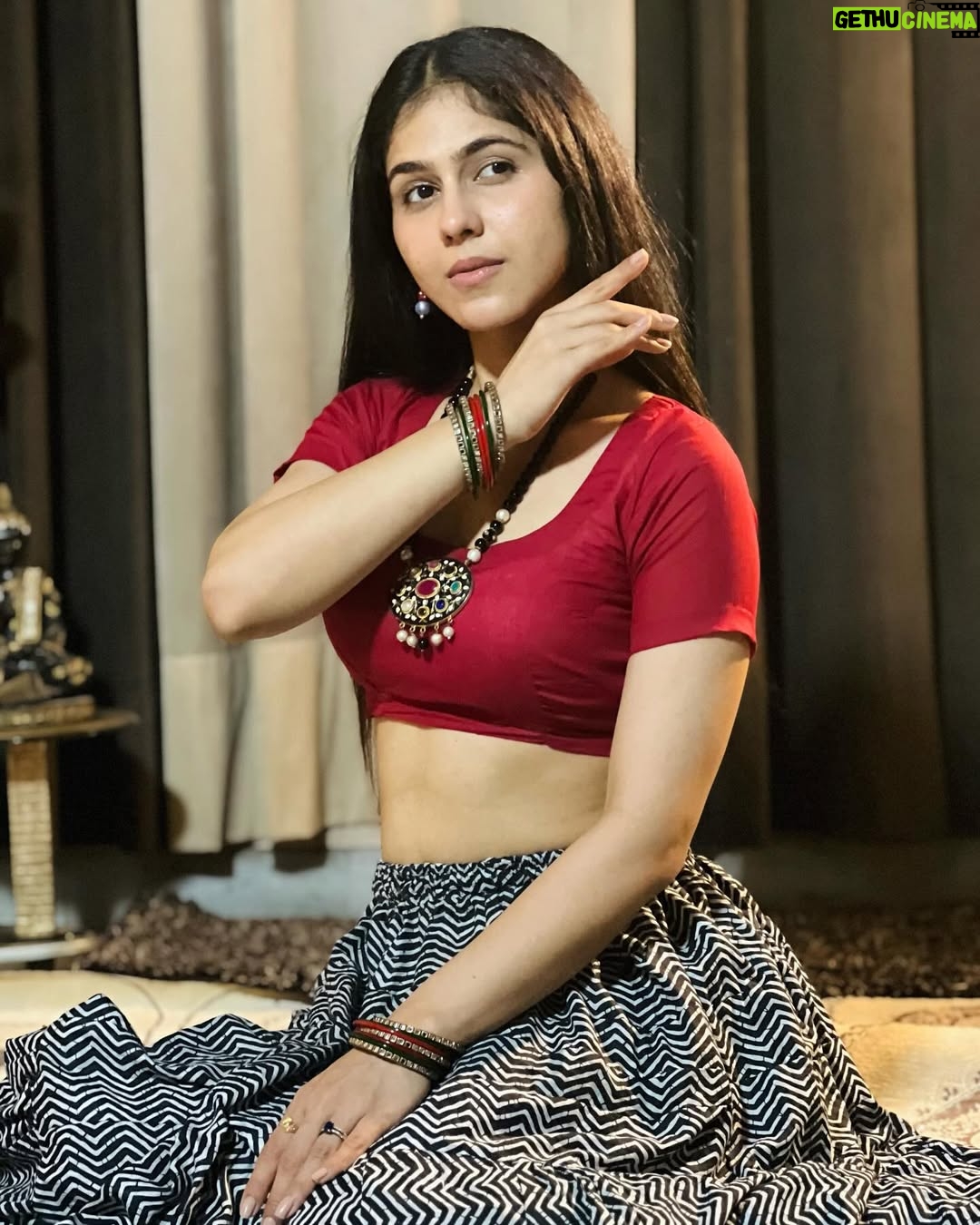 Manpreet Dolly - 3.4K Likes - Apsraa ?? 🌹
.
.
#cute #cutiepie #cutnessoverload #cutegirl #beautifulgirls #simplegirl #reddress #cutie