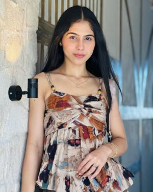 Manpreet Dolly Instagram - kinna sohna ??? ❤️
.
.
#cute #cutiepie #cutie #cutness #cutnessoverload #beauty #simplebeauty #beautifulgirl