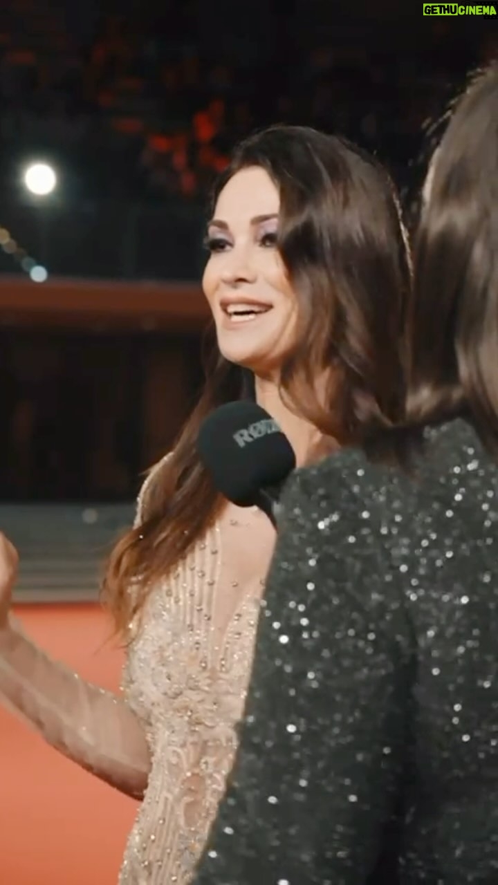 Manuela Arcuri - 2.3K Likes - Ho conosciuto Johnny Depp, è proprio vero più sono delle star e più sono persone umili!! A cosa serve la superbia, la vanità e l’arroganza, a niente, solo ad allontanare il pubblico che ti ama, quanto vali lo dimostri con il tuo lavoro, per il resto siamo tutti uguali!! #film #jhonnydepp #manuelaarcuri_official #manuelaarcuri #actress #cinema @masterbeautyuni @gioielleria_bellini @anton_giulio_grande