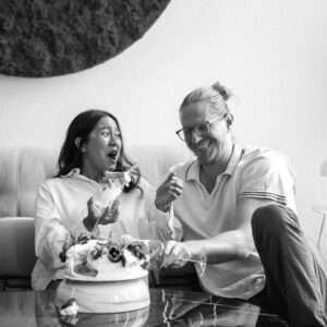 Mara Lopez Instagram - Lil gender reveal at home 🩵🩷🩵🩷 Any guesses??? Last pic is everything 🤪⁣
⁣
Perfectly captured by @craignisperos ✨
⁣