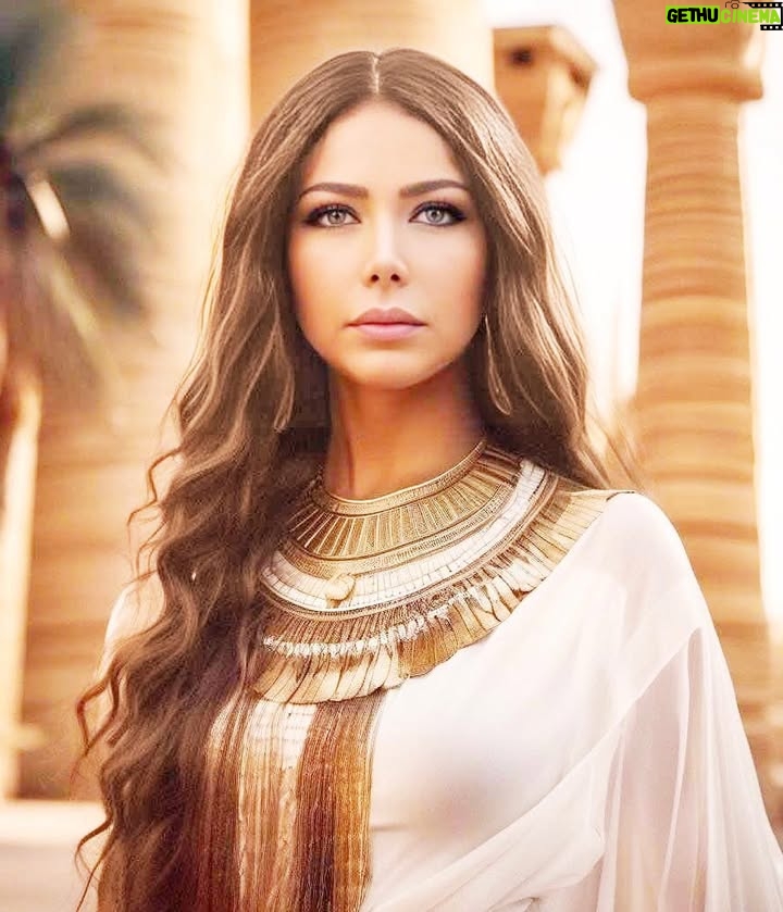 Margo Haddad - 3 Likes - التمس الجمال في داخلك،
حاول أن تشرق أيامك وأن يلمع بريقها،
ابحث عن الضياء في قلبك،
فتش من حولك عن بهجة،
ابدأ من جديد وأنسَ ما حصل في الماضي،
لا تفقد الإيمان بأحلامك
#margo #margohaddad #love #actress #art #film #jordan #usa #du #cairo #fashion #hollywood #