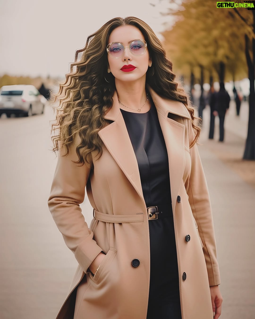 Margo Haddad - 3 Likes - "يا لها من خفّة ألا تنتظر شيئاً ولا ينتظرك شيء، تمضي خفيفاً هكذا، وكأنّ حياتك نزهة". #margo #margohaddad #الدوار العاشر#مسلسل #arts #jordan #cairo #usa #actress #