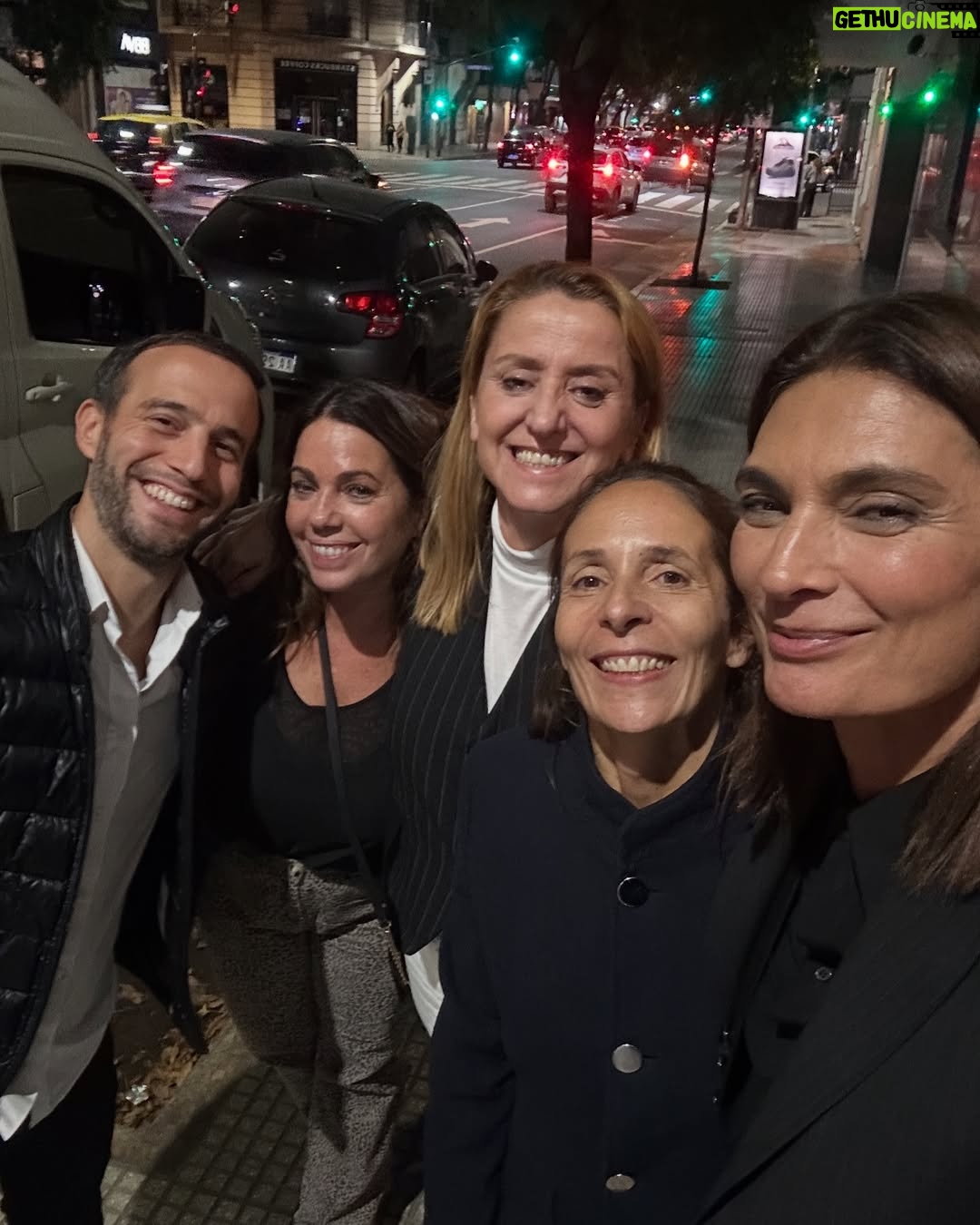 Mariana Arias - 1.1K Likes - Gracias @cnnradioargentina por el espacio para desplegar mi pasión, el periodismo equilibrado; con un compañero de lujo: Pepe Gil Vidal. Y queridos compañeros, profesionales y gente de bien. ♥️🙏🌈
@piashaw
@nachojuliano
@nachogiron
@jultarres
@mariamartinellimas
@licdeboragiorgi