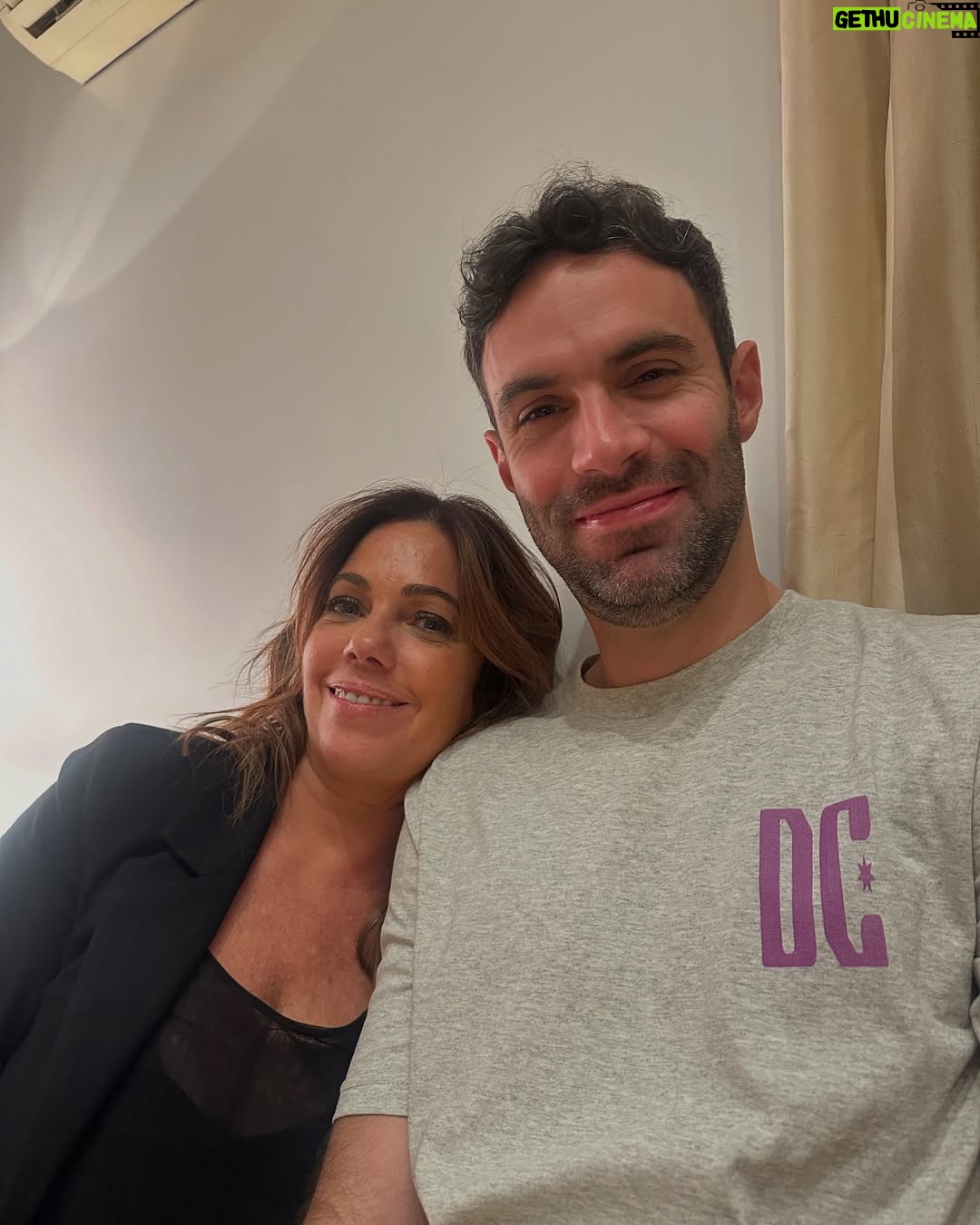 Mariana Arias - 1.1K Likes - Gracias @cnnradioargentina por el espacio para desplegar mi pasión, el periodismo equilibrado; con un compañero de lujo: Pepe Gil Vidal. Y queridos compañeros, profesionales y gente de bien. ♥️🙏🌈
@piashaw
@nachojuliano
@nachogiron
@jultarres
@mariamartinellimas
@licdeboragiorgi