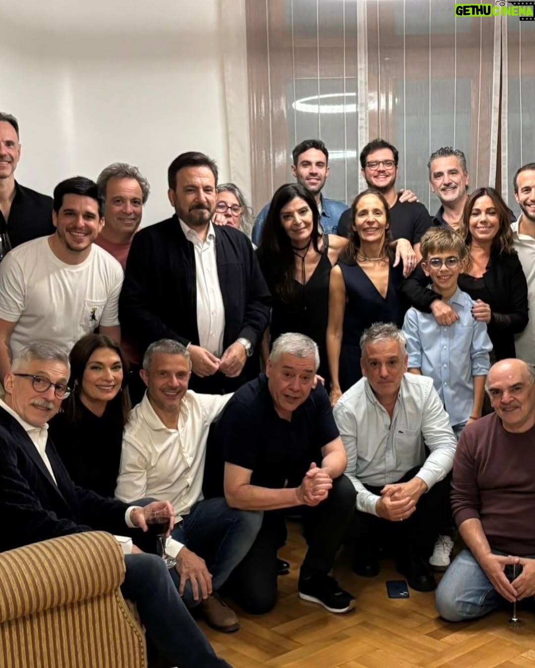 Mariana Arias - 1.1K Likes - Gracias @cnnradioargentina por el espacio para desplegar mi pasión, el periodismo equilibrado; con un compañero de lujo: Pepe Gil Vidal. Y queridos compañeros, profesionales y gente de bien. ♥️🙏🌈
@piashaw
@nachojuliano
@nachogiron
@jultarres
@mariamartinellimas
@licdeboragiorgi