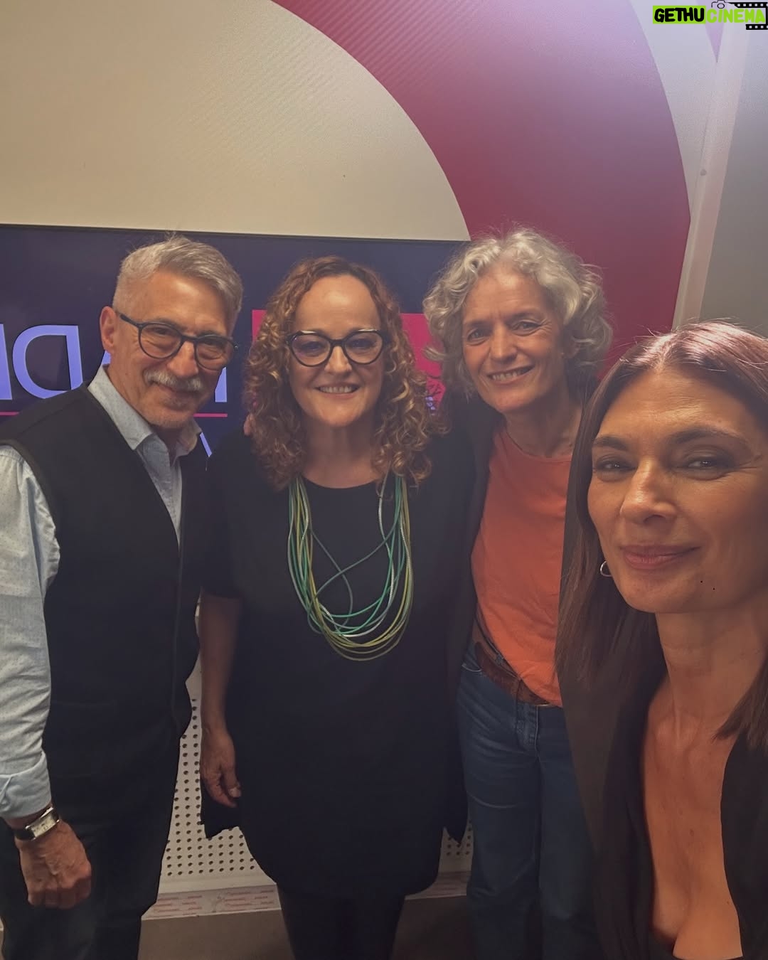 Mariana Arias - 1.1K Likes - Gracias @cnnradioargentina por el espacio para desplegar mi pasión, el periodismo equilibrado; con un compañero de lujo: Pepe Gil Vidal. Y queridos compañeros, profesionales y gente de bien. ♥️🙏🌈
@piashaw
@nachojuliano
@nachogiron
@jultarres
@mariamartinellimas
@licdeboragiorgi