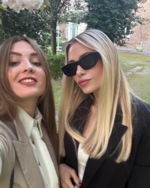 Martina Stella Instagram - 🌸