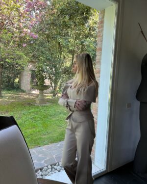 Martina Stella Instagram - 🌸
