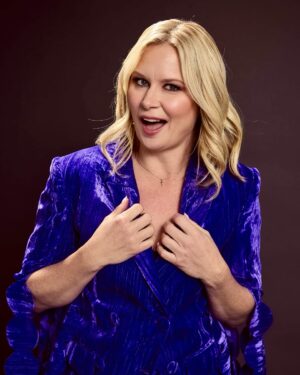 Mary Lynn Rajskub Instagram - Thank you @jenrosenstein & @mikeystyles 📸 ✨ 

#MaryLynnRajskub #ActorHeadshots #ComedianLife #CharacterActor
#BehindTheScenes #Comedian #WorkingActor #HeadshotDay #TVAndFilm #HollywoodActor
#ExplorePage #InstaDaily #WomenInComedy #OnSet #ActorLife