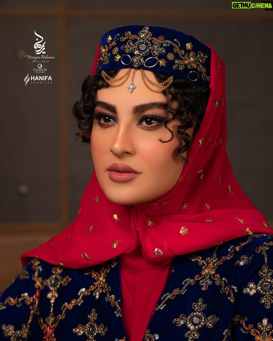 Maryam Momen - 68.2K Likes - پشت این پنجره جز هیچ بزرگ هیچی نیست
.
.
.
از همه عزیزانی که زحمت کشیدنتشکر میکنم وارزوی بهترین ها دارم براشون امیدوارم بیش از پیش بدرخشند❤️