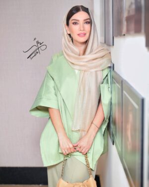 Matin Sotudeh Instagram - اکران مردمی فیلم سینمایی پسر انسان
Stylist: @golden_needle_