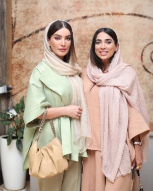 Matin Sotudeh Instagram - اکران مردمی فیلم سینمایی پسر انسان
Stylist: @golden_needle_