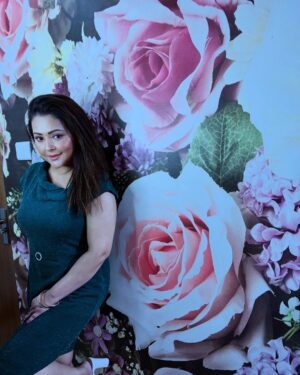 Megha Ghosh Instagram - 🥀 

𝗣𝗹𝗲𝗮𝘀𝗲 𝗪𝗮𝘁𝗰𝗵 𝗠𝘆 𝗦𝗼𝗻𝗴, 𝗟𝗶𝗻𝗸 𝗶𝗻 𝗕𝗶𝗼🔥🔥

🌸🌼🌸🌼𝗠𝗶𝘀𝘀 𝗬𝗼𝘂 𝗣𝗮𝗽𝗮🌼🌸🌼🌸😞💔

✵

✵

✵

✵

✵

✵

✵

#odisha #odisha_igers #odishagram  #kolkatareels #kolkatareels❤️❤️❤️ #kolkataphotography #kolkatafashionblogger #kolkatamodel #kolkatablogger #kolkatabloggerstyle😍❤️ #bengali #bengalifood #bengalicuisine #bengalifoodblogger #kolkatasutra #kolkatadiaries #MeghaGhosh ❤️‍🔥
