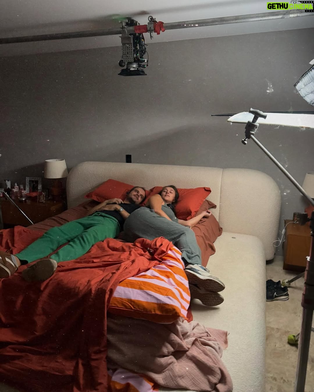 Mel Maia - 471.5K Likes - últimos dias. leveza. 🍀